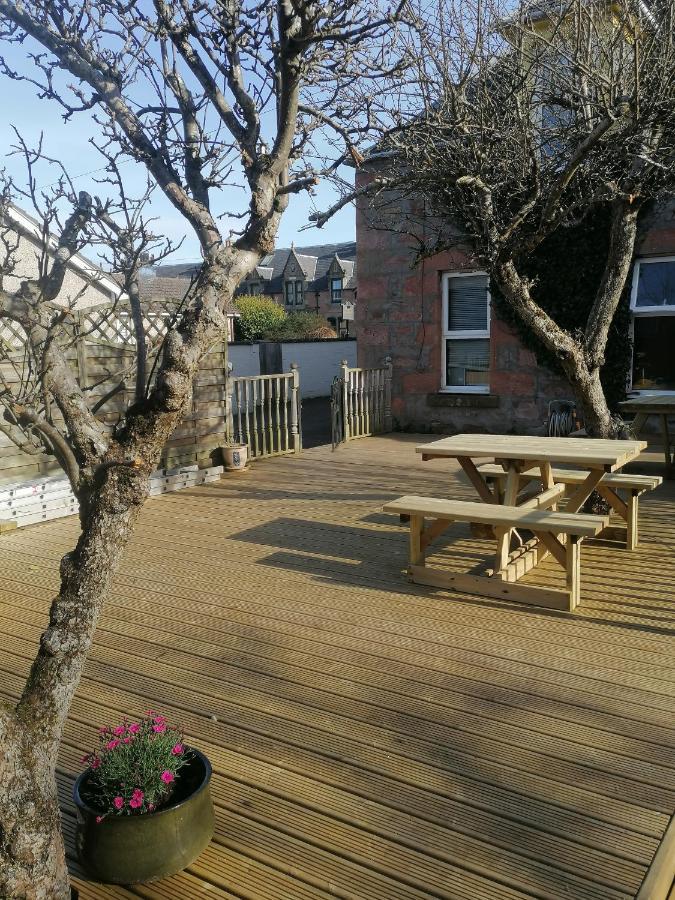 The Coo'S Guest House Inverness Exterior foto